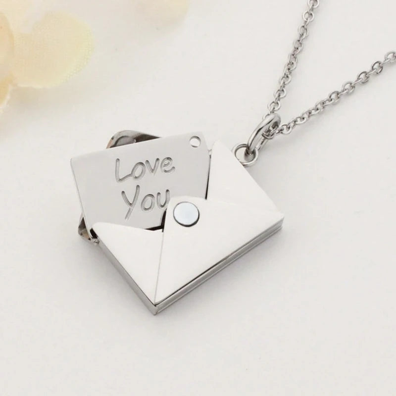 COLLAR CARTA "TE AMO"