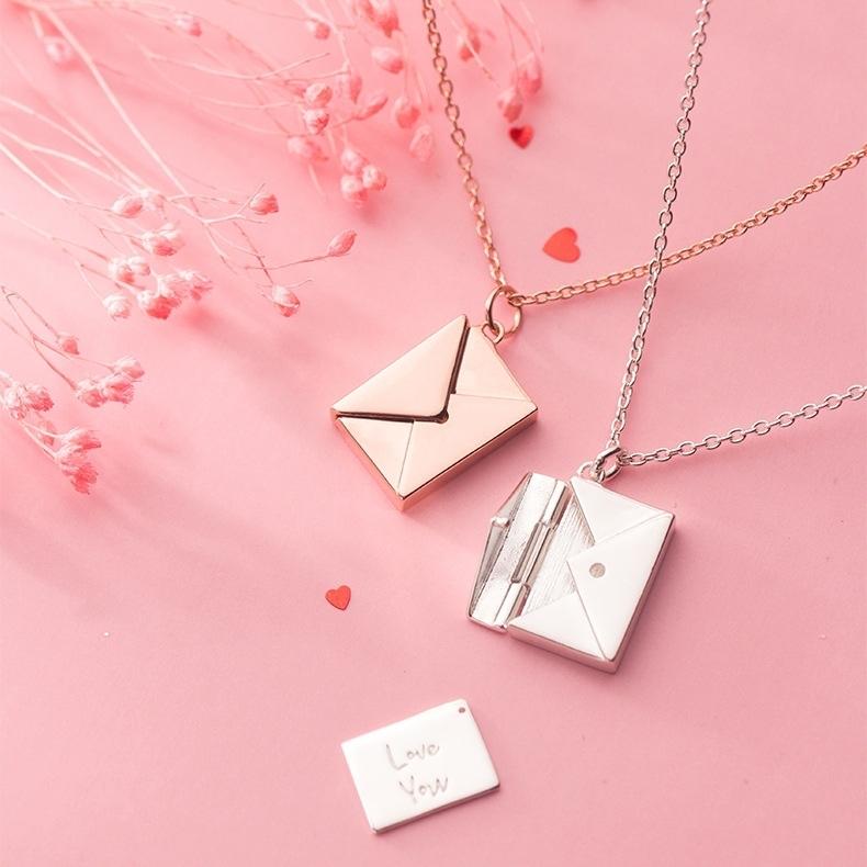 COLLAR DE CARTA